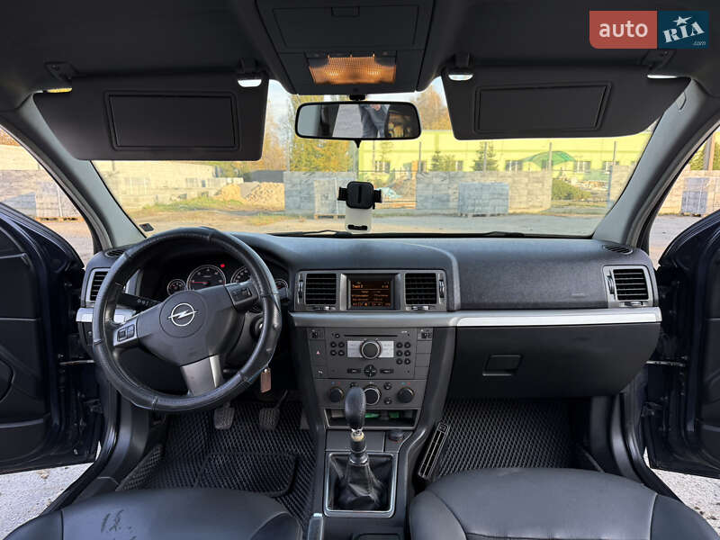 Лифтбек Opel Vectra 2007 в Звягеле фото 11 Лифтбек Opel Vectra 2007 в Звягеле