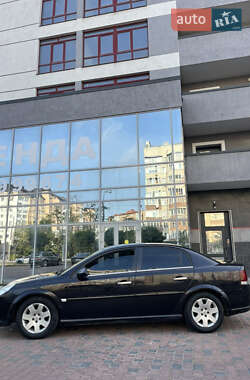 Ліфтбек Opel Vectra 2007 в  фото 11 Ліфтбек Opel Vectra 2007 в