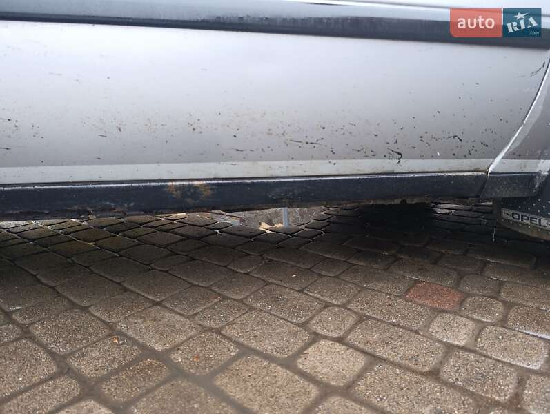 Седан Opel Vectra 1993 в Ивано-Франковске фото 4 Седан Opel Vectra 1993 в Ивано-Франковске