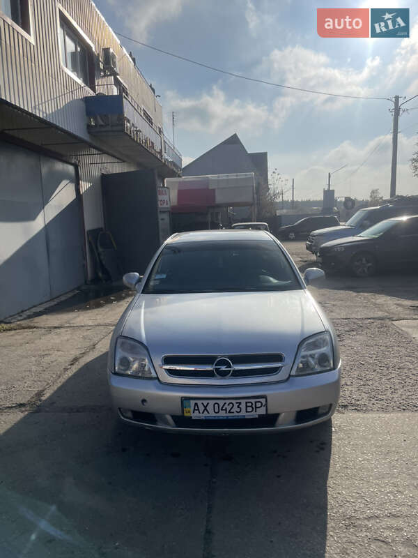 Седан Opel Vectra 2003 в Мерефа