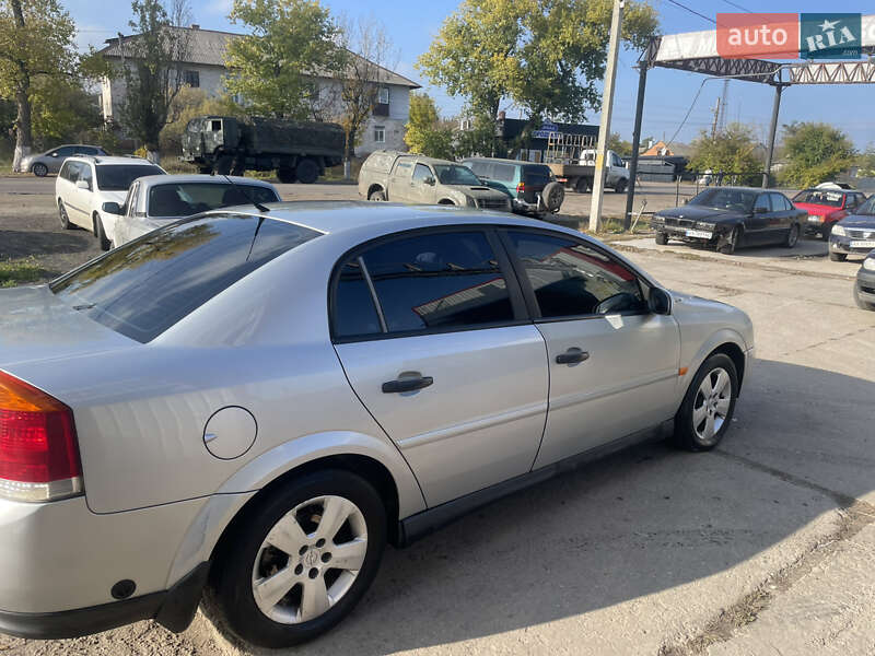 Седан Opel Vectra 2003 в Мерефа