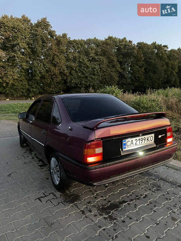 Седан Opel Vectra 1990 в Христиновке фото 7 Седан Opel Vectra 1990 в Христиновке