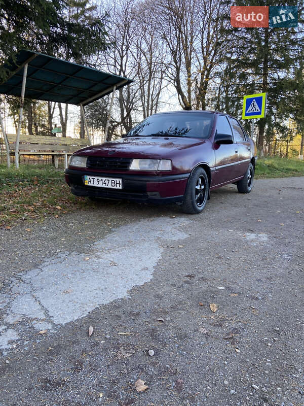 Седан Opel Vectra 1990 в Самборі фото 3 Седан Opel Vectra 1990 в Самборі