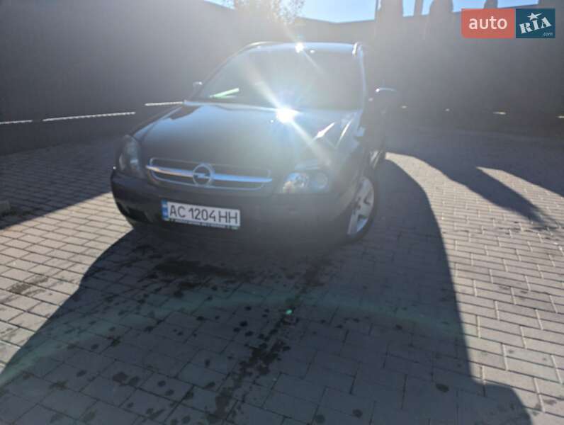 Универсал Opel Vectra 2005 в Городке