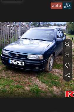 Ліфтбек Opel Vectra 1995 в  фото 5 Ліфтбек Opel Vectra 1995 в