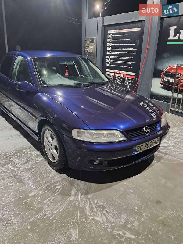 Седан Opel Vectra 1999 в Дрогобичі