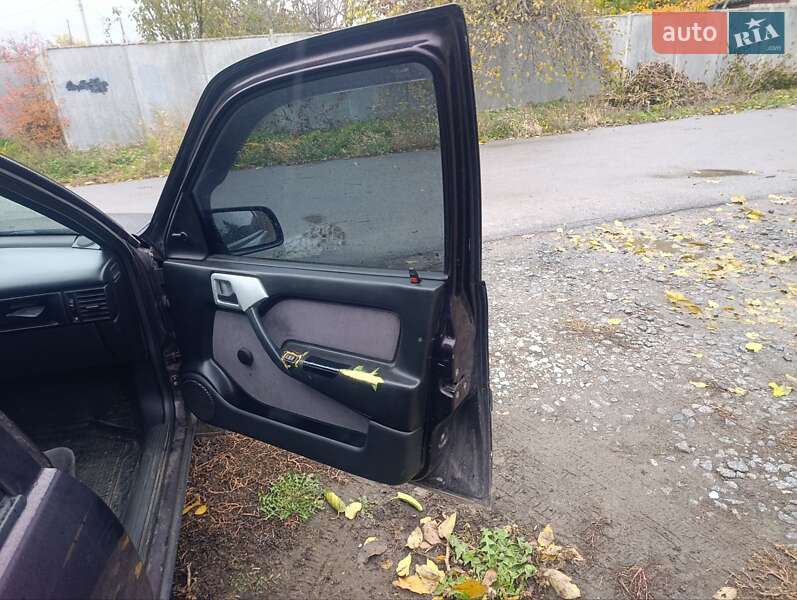 Седан Opel Vectra 1991 в Харькове