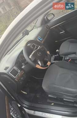 Седан Opel Vectra 2004 в Конотопе