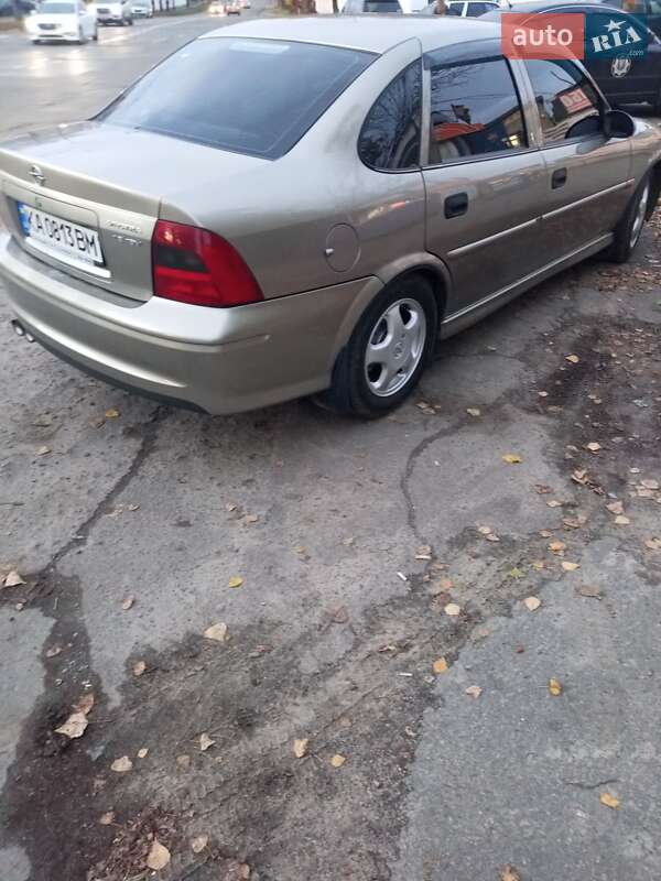 Седан Opel Vectra 1999 в Києві