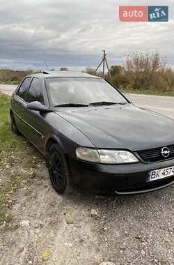 Лифтбек Opel Vectra 1997 в Кременце