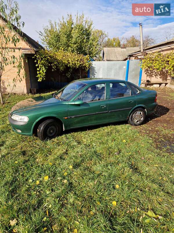 Седан Opel Vectra 1997 в Недригайлове