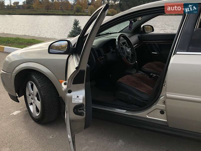 Седан Opel Vectra 2003 в Попельне