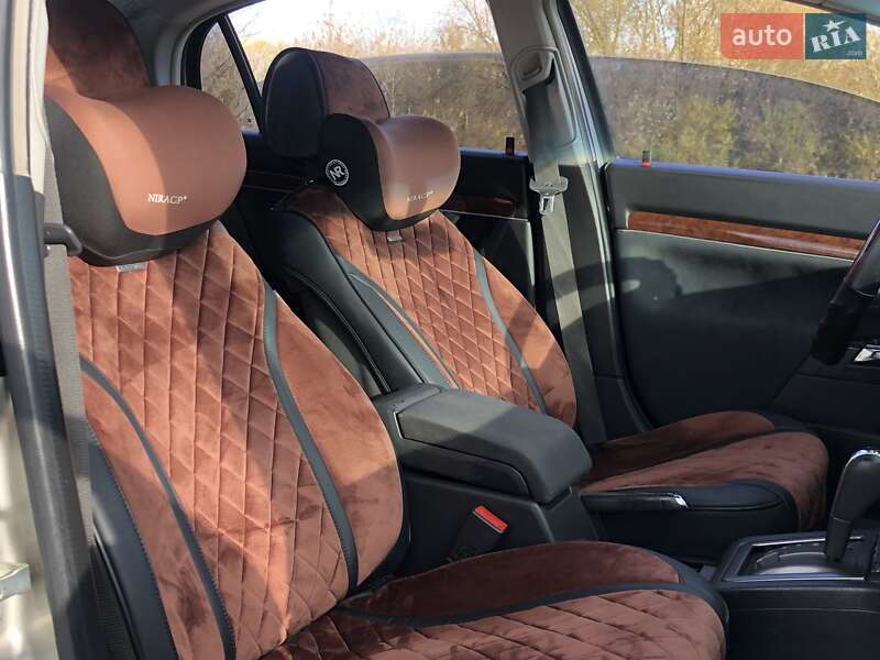 Седан Opel Vectra 2003 в Попельне