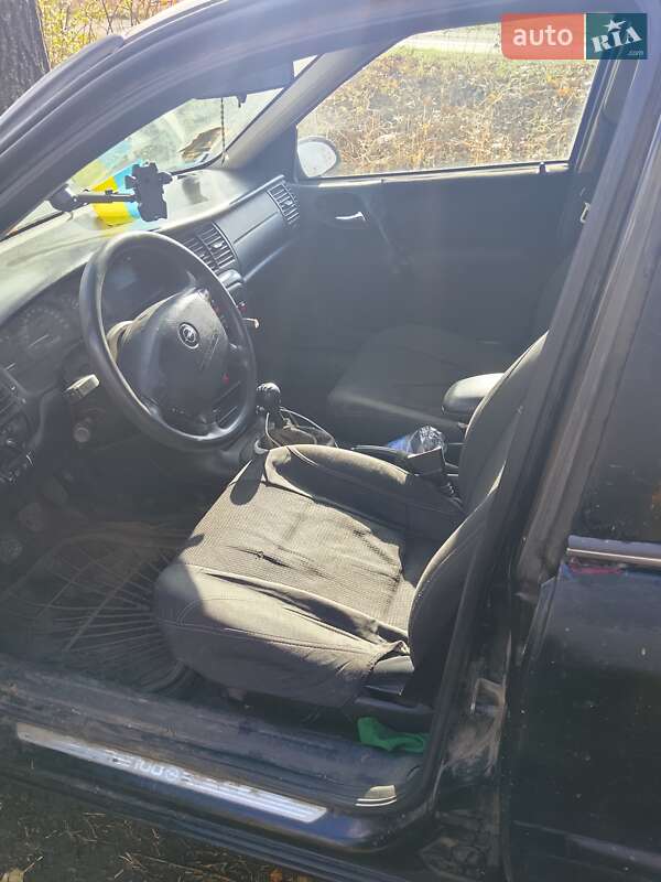 Лифтбек Opel Vectra 2000 в Александровке (Краматорского района) фото 4 Лифтбек Opel Vectra 2000 в Александровке (Краматорского района)