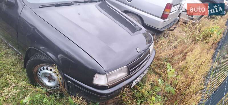 Седан Opel Vectra 1991 в Ивано-Франковске фото Седан Opel Vectra 1991 в Ивано-Франковске