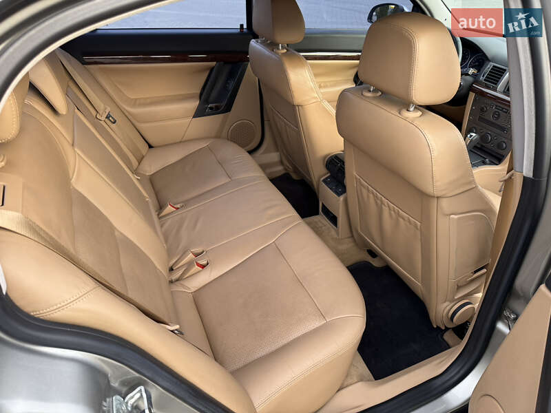 Седан Opel Vectra 2004 в Києві