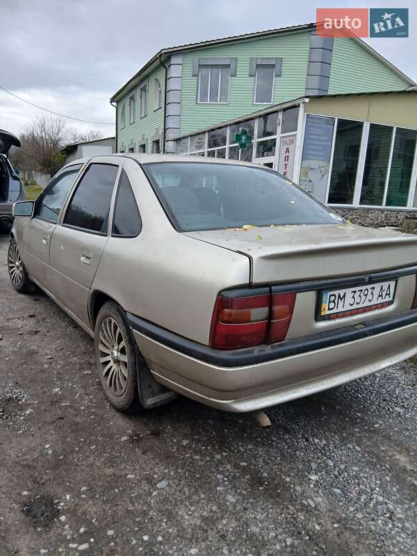 Седан Opel Vectra 1990 в Белополье фото 4 Седан Opel Vectra 1990 в Белополье