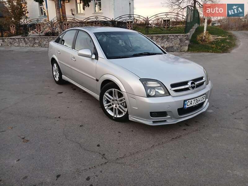 Лифтбек Opel Vectra 2003 в Ватутино фото 4 Лифтбек Opel Vectra 2003 в Ватутино