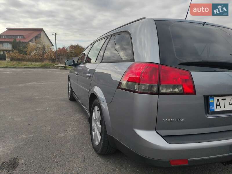 Універсал Opel Vectra 2004 в Виноградові