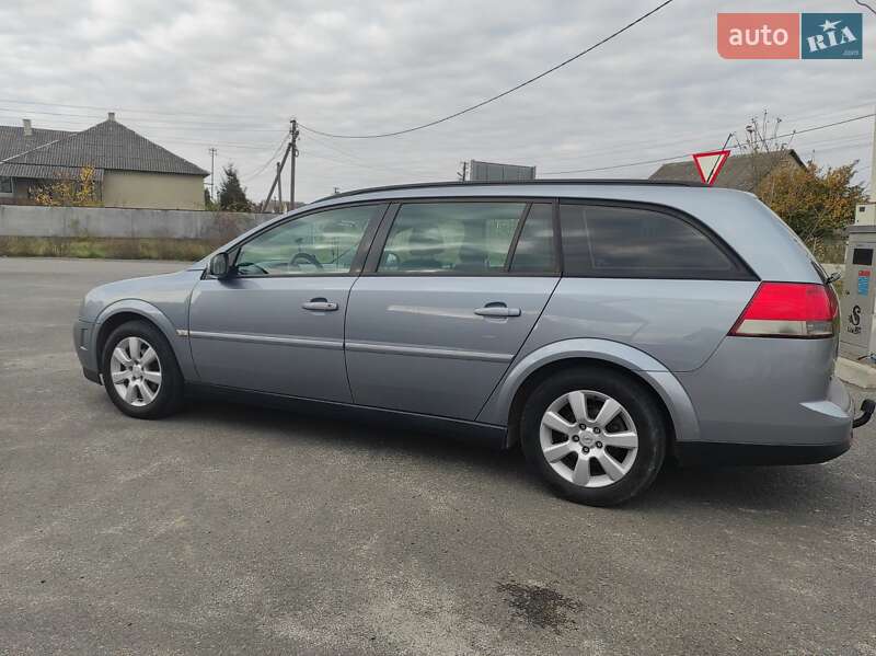 Універсал Opel Vectra 2004 в Виноградові