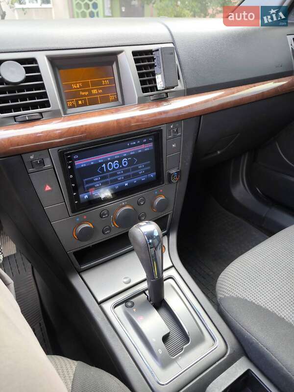 Седан Opel Vectra 2004 в Запорожье фото 8 Седан Opel Vectra 2004 в Запорожье