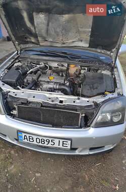 Седан Opel Vectra 2002 в Немирове