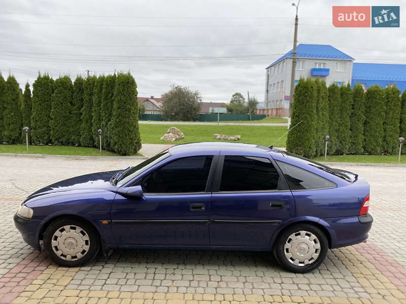 Лифтбек Opel Vectra 1997 в Дунаевцах фото 8 Лифтбек Opel Vectra 1997 в Дунаевцах