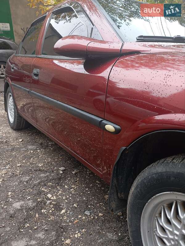 Седан Opel Vectra 1996 в Тернополе фото 6 Седан Opel Vectra 1996 в Тернополе