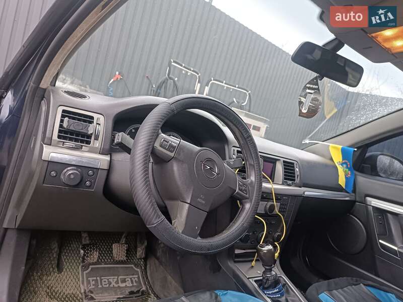 Универсал Opel Vectra 2006 в Ирпене