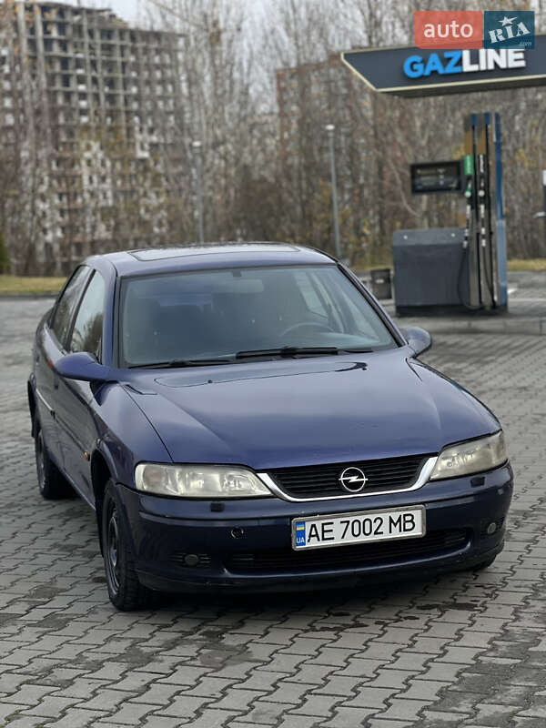 Седан Opel Vectra 1997 в Хмельницком