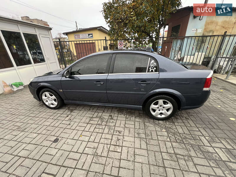 Седан Opel Vectra 2007 в Ивано-Франковске