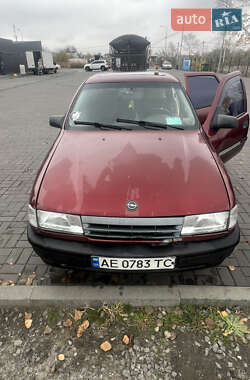 Седан Opel Vectra 1992 в Днепре