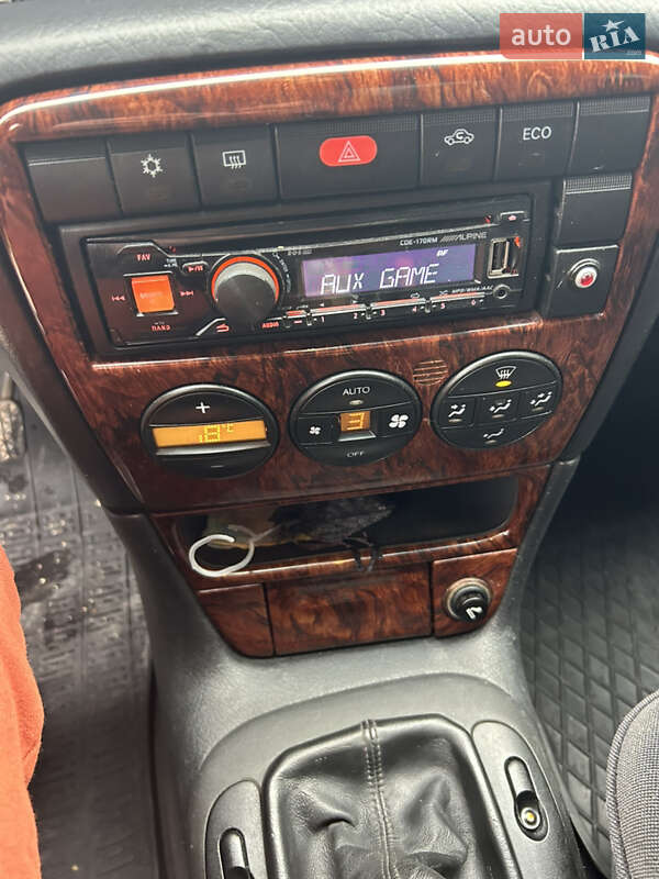 Седан Opel Vectra 2000 в Тернополі