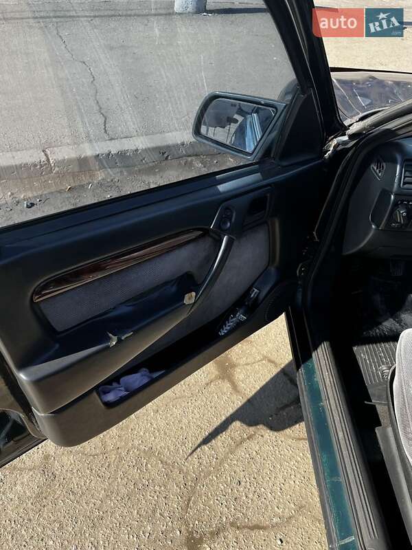 Седан Opel Vectra 1995 в Кривом Роге