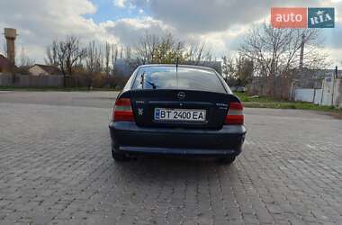 Ліфтбек Opel Vectra 1998 в Херсоні