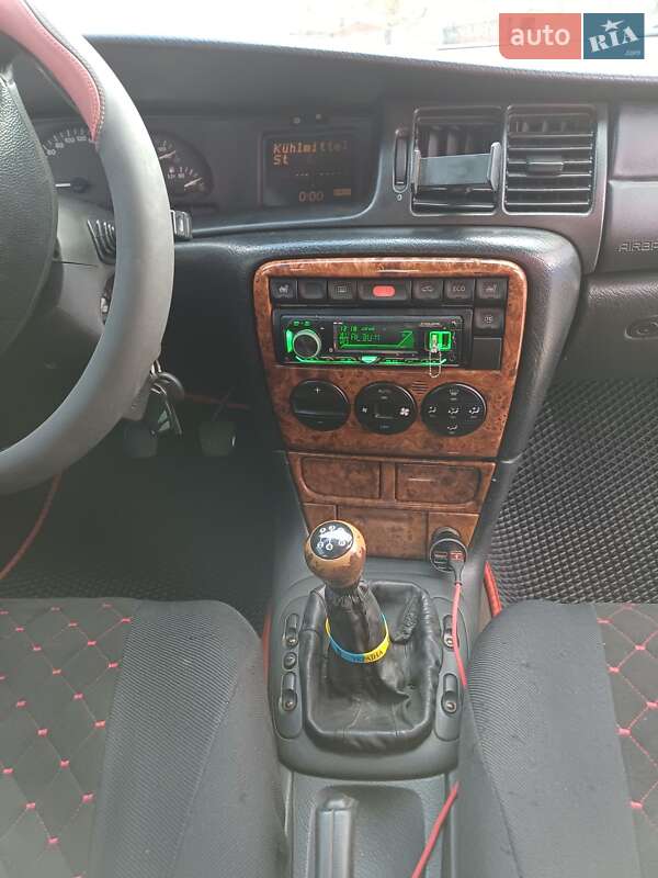 Лифтбек Opel Vectra 1998 в Херсоне