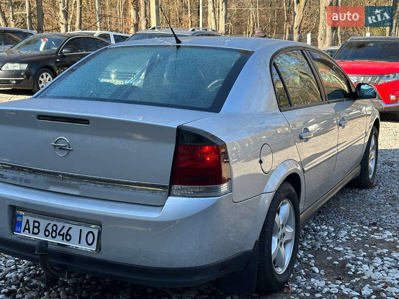 Седан Opel Vectra 2004 в Виннице
