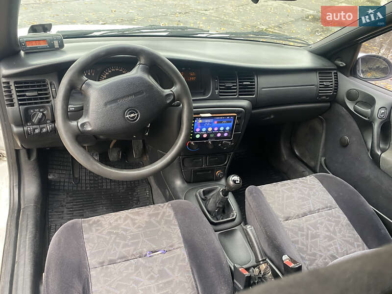 Седан Opel Vectra 1998 в Днепре фото 7 Седан Opel Vectra 1998 в Днепре