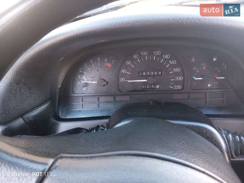 Седан Opel Vectra 1991 в Золочеве фото 9 Седан Opel Vectra 1991 в Золочеве