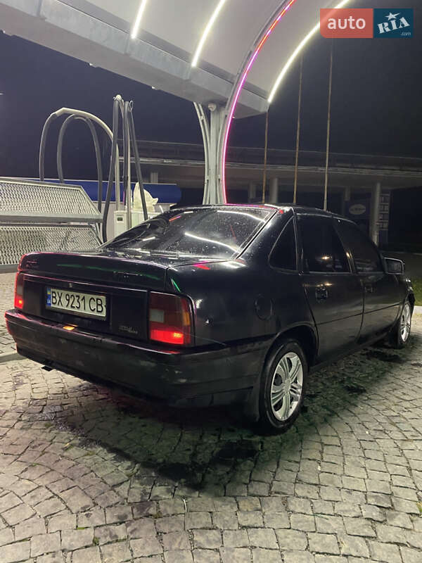 Седан Opel Vectra 1990 в Хмельницком