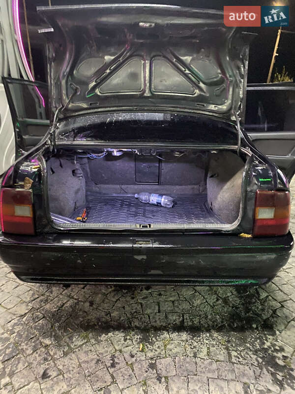 Седан Opel Vectra 1990 в Хмельницком