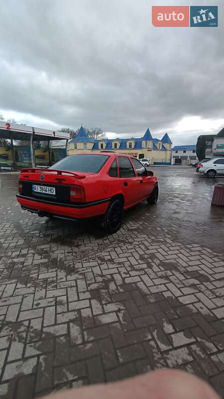 Седан Opel Vectra 1990 в Бершади фото 2 Седан Opel Vectra 1990 в Бершади