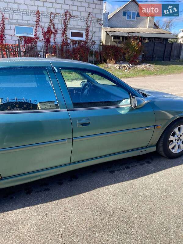 Седан Opel Vectra 1999 в Житомире