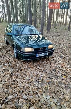 Седан Opel Vectra 1995 в Дубно