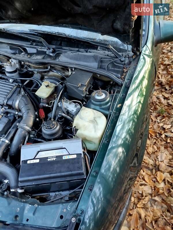 Седан Opel Vectra 1995 в Дубно