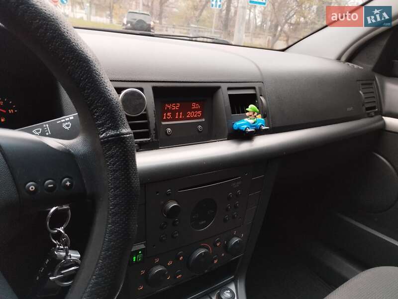 Седан Opel Vectra 2002 в Виннице