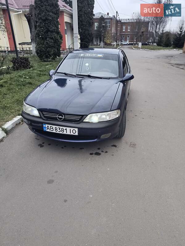 Седан Opel Vectra 1996 в Гайсине