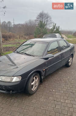 Седан Opel Vectra 1997 в Львове