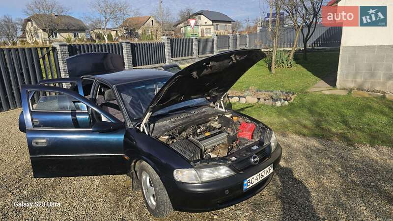 Седан Opel Vectra 1997 в Стрые