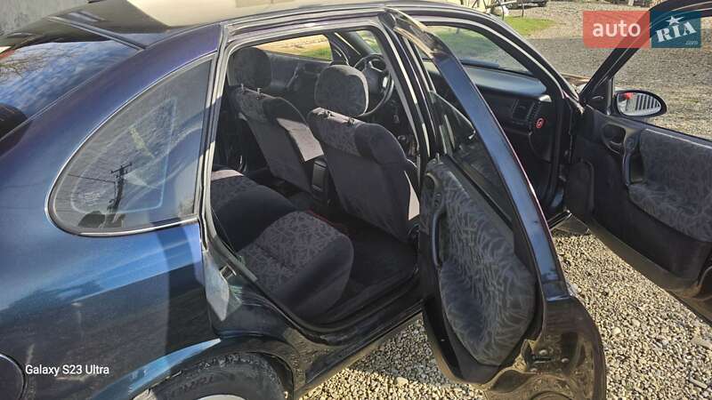 Седан Opel Vectra 1997 в Стрые